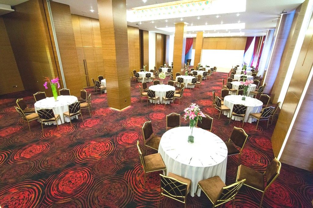Atana Отель Дубай